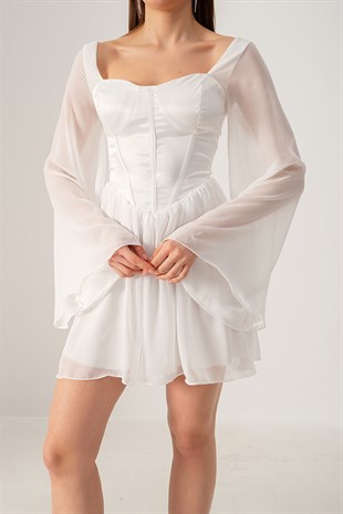 Korse Detay Nancy Elbise Beyaz